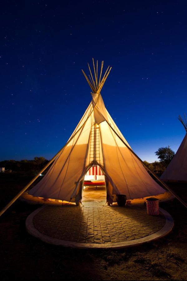 El Cosmico Villa Marfa Kültér fotó